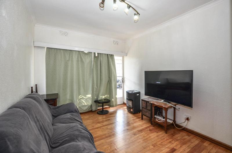 6 Bedroom Property for Sale in Parow North Western Cape